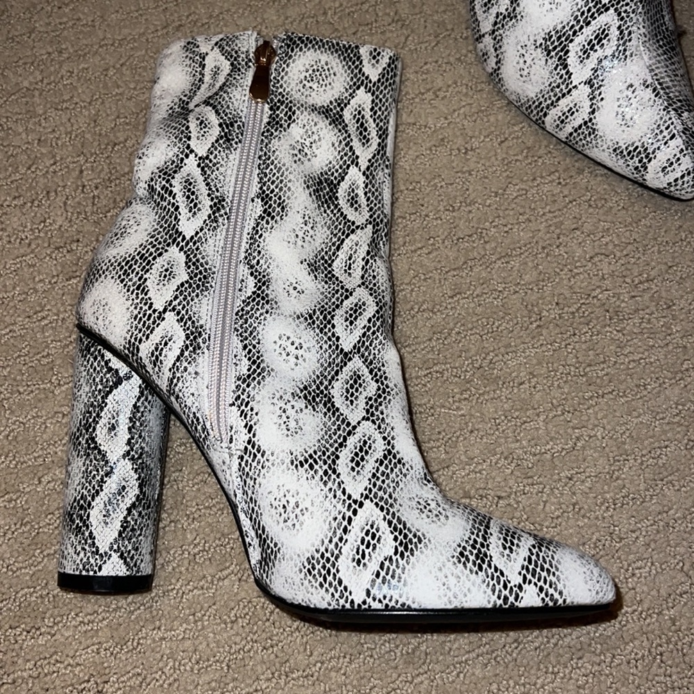 Animal print snake ankle boots - Picture 2 of 3